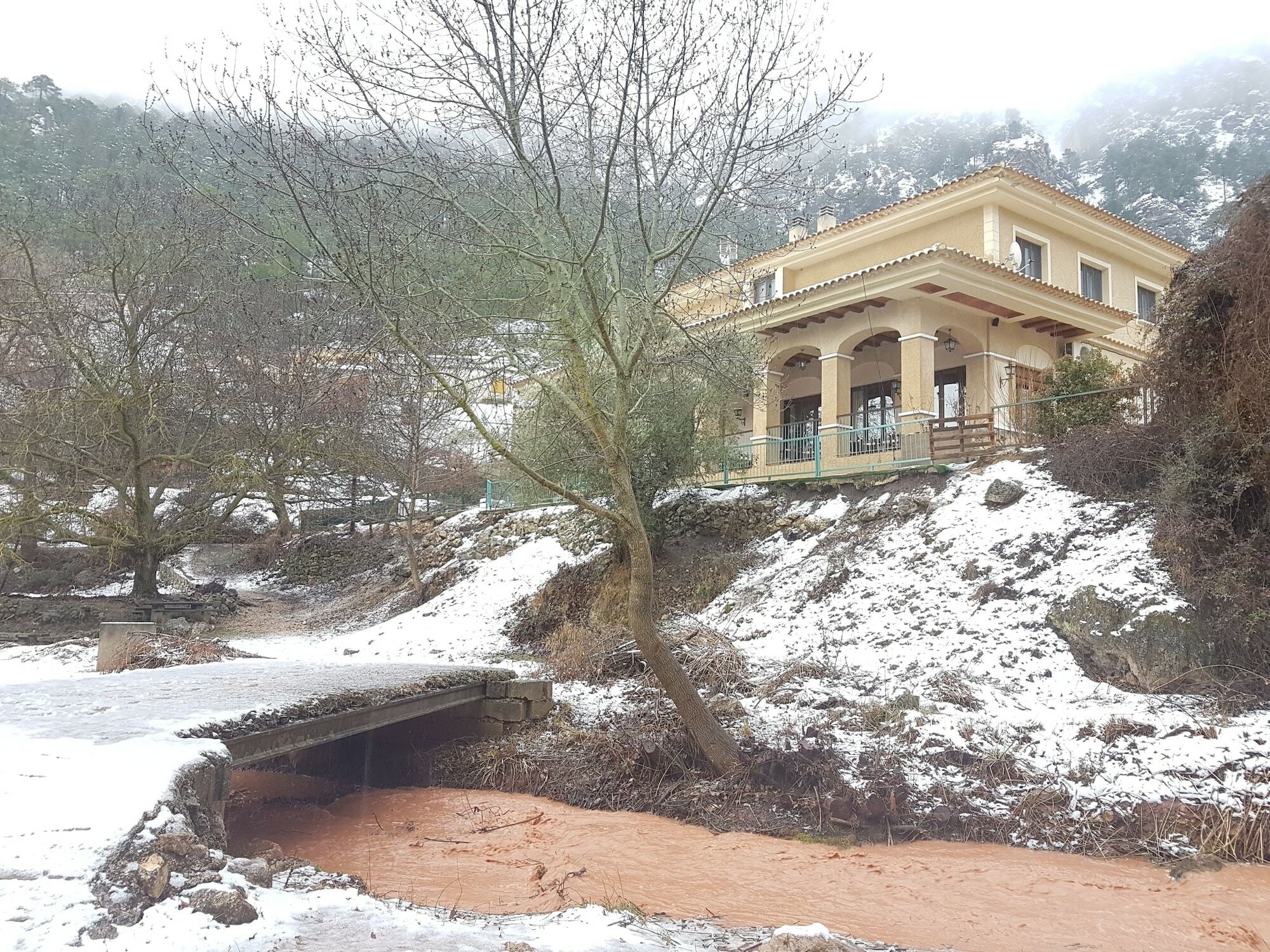 Maison d'hôtes Hospedium Sierra Del Agua Paterna del Madera
